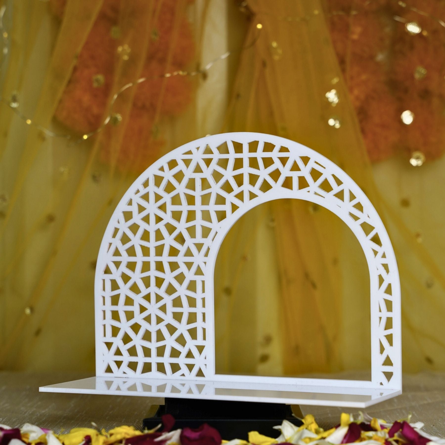 Round Jali Arch Decor Piece