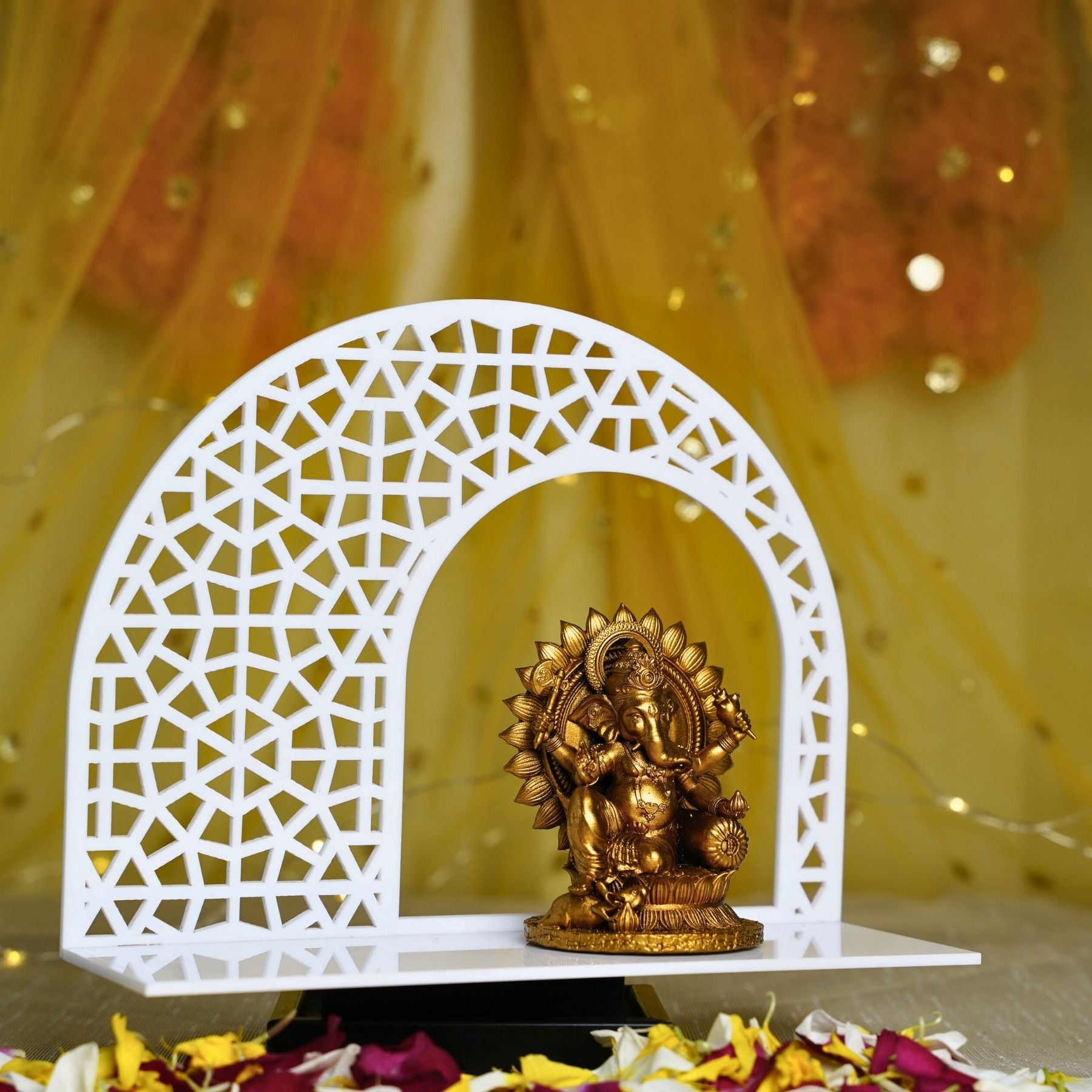 Round Jali Arch Decor Piece