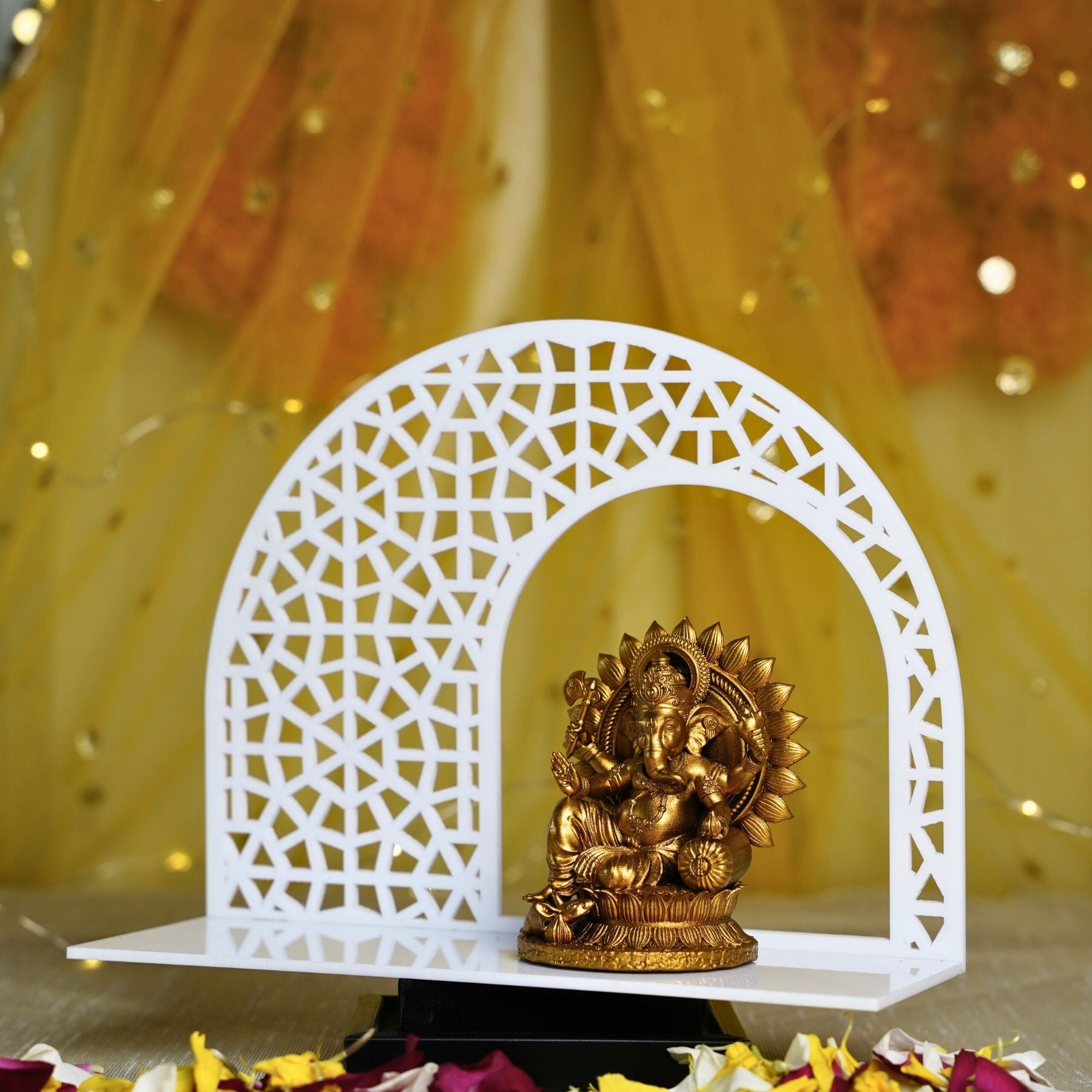 Round Jali Arch Decor Piece